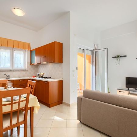 Apartments Sunset Воднян Екстериор снимка